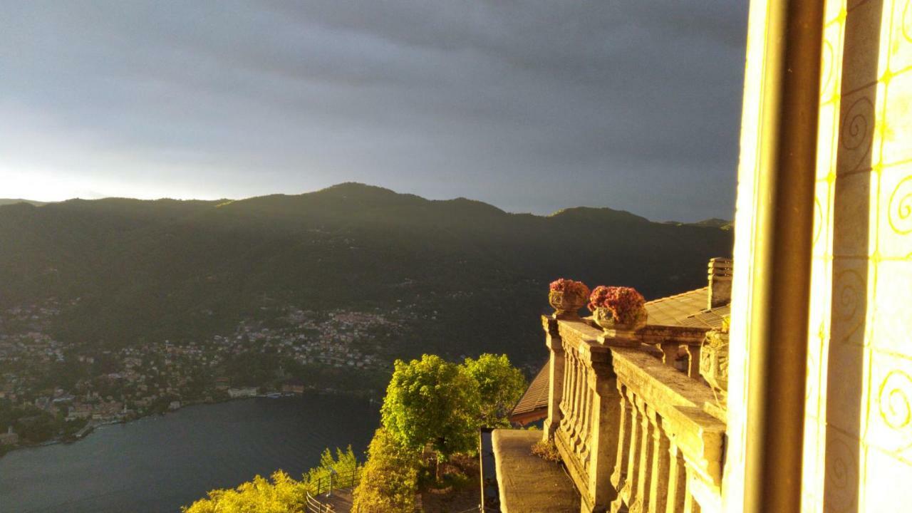 B&B Il Balcone Sul Lago Брунате Екстериор снимка